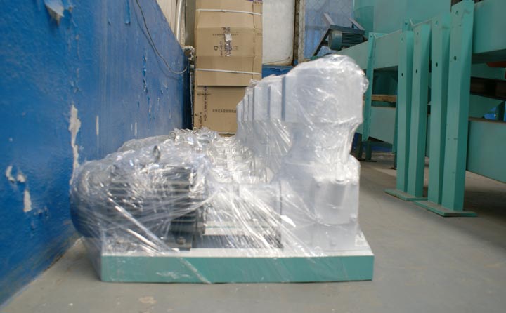 小型飼料顆粒機(jī)圖片 小型飼料顆粒機(jī)圖片