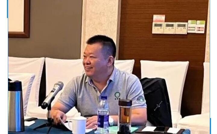 為激發(fā)員工工作積極性，激勵(lì)員工完成公司各項(xiàng)目標(biāo)，促進(jìn)公司與員工的雙贏發(fā)展，集團(tuán)總經(jīng)理孫寧波宣貫激勵(lì)政策