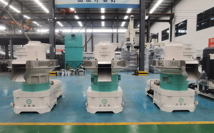 木屑顆粒機工作中會遇到各種問題，如何解決？下面為大家介紹一下，在生產(chǎn)過程中經(jīng)常遇到的問題